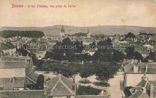 AK / Ansichtskarte BEAUNE 21 Cote-d Or Ballon Stadtpanorama Daecher Tuerme Altstadt Baeume Platz