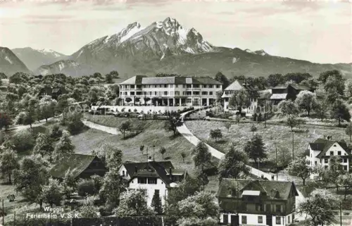 AK / Ansichtskarte Weggis Vierwaldstaettersee LU Ferienheim VSK Pilatus Berge Vierwaldstaettersee Haeuser Wald Panorama