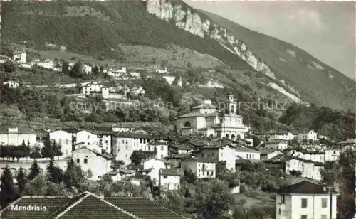 AK / Ansichtskarte Mendrisio TI Ortschaft Kirche Kuppel Berge Daecher Wohnhaeuser
