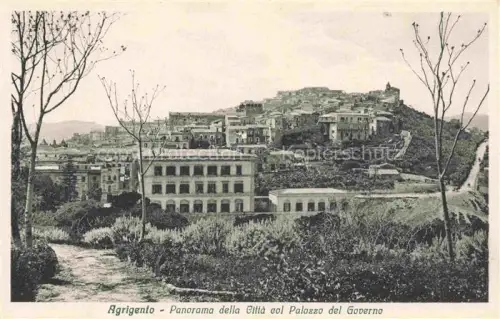 AK / Ansichtskarte Agrigento Sicilia IT Palazzo-del-Governo Stadtpanorama Huegel Gebaeude Baeume