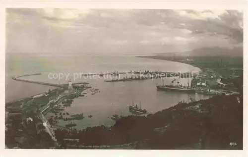 AK / Ansichtskarte MALAGA Andalucia ES Hafen Hafenpanorama Leuchtturm Mole Schiffe Kueste Vogelperspektive