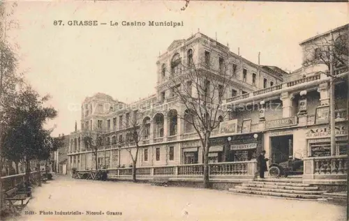 AK / Ansichtskarte GRAssE 06 Casino-Municipal Promenade Baeume Automobil Geschaefte