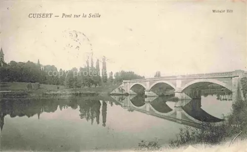AK / Ansichtskarte Cuisery LOUHANS 71 Saone-et-Loire Pont-sur-la-Seille Seille Bruecke Spiegelung Baeume Kirche Steinbruecke