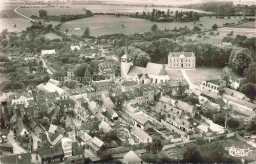 AK / Ansichtskarte Bourg-Theroulde Bourgtheroulde-Infreville Bernay 27 Eure Luftbild Stadtpanorama Kirche Mairie Felder Ortschaft Baeume