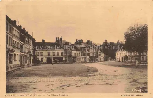 AK / Ansichtskarte Breteuil-sur-Iton EVREUX 27 Eure Place-Laffitte Hotel-de-Parade Marktplatz Buergerhaus Pflastersteine Baeume