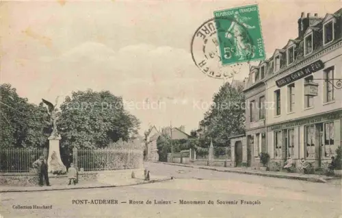 AK / Ansichtskarte Pont-Audemer BERNAY 27 Eure Route-de-Lisieux Monument-du-Souvenir-Français Hotel-du-Chemin-de-Fer Kriegerdenkmal Engel Allee