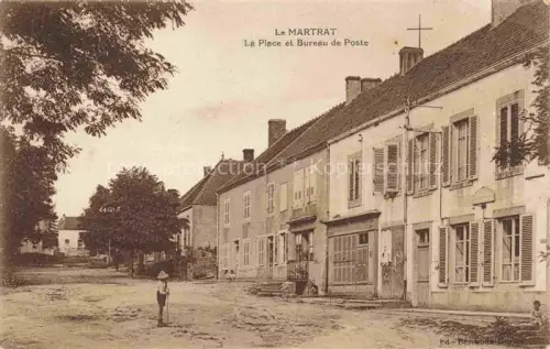 AK / Ansichtskarte Le Martrat Marcilly-les-Buxy Chalon-sur-Saone 71 Saone-et-Loire Place Bureau-de-Poste Dorfplatz Wohnhaeuser Kind Baeume