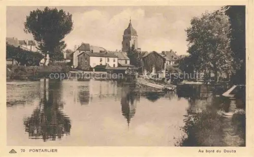 AK / Ansichtskarte Pontarlier 25 Doubs Doubs Fluss Kirchturm Haeuser Boote Baeume Spiegelung