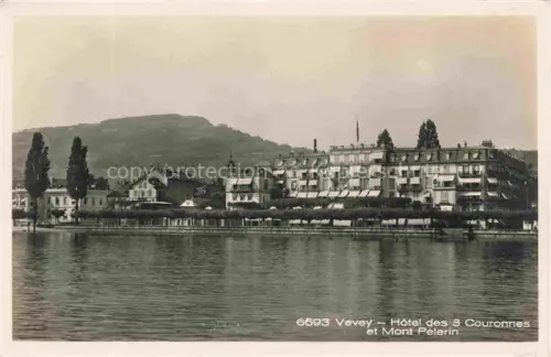 AK / Ansichtskarte VEVEY VD Hôtel-des-3-Couronnes Mont-Pélerin Genfersee Seepromenade Baeume Grandhotel