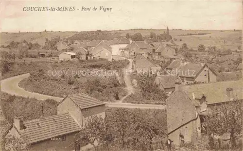 AK / Ansichtskarte Couches-les-Mines AUTUN 71 Saone-et-Loire Pont-de-Vigny Dorfansicht Daecher Felder Strasse Weinberg Garten