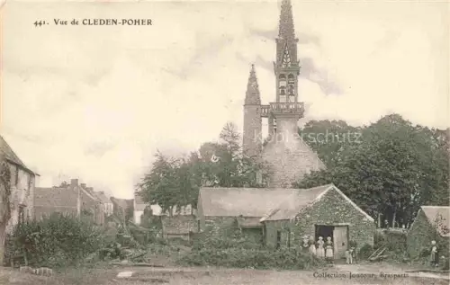 AK / Ansichtskarte Cleden-Poher Chateaulin 29 Finistere Kirchturm Kirche Dorf Haeuser Bretagne Kinder Steingebaeude
