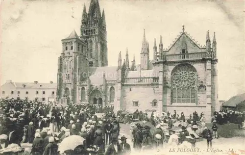 AK / Ansichtskarte Le Folgoet Brest 29 Finistere L Eglise Kathedrale Kirchplatz Menschenmenge Markt Gotik Rosette Glockenturm
