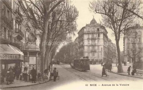 AK / Ansichtskarte NICE   Nizza 06 Alpes-Maritimes Avenue-de-la-Victoire Strassenbahn Rotonde Kiosk Allee Passanten Gruenderzeit