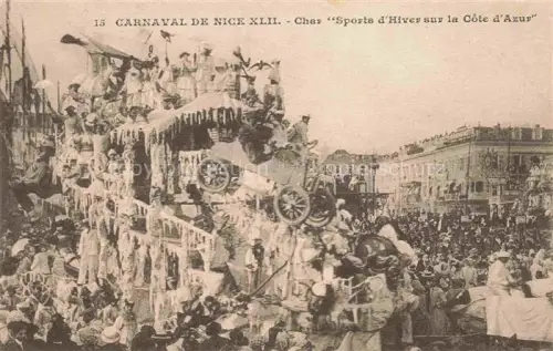 AK / Ansichtskarte NICE   Nizza 06 Alpes-Maritimes Carnaval Umzugswagen Menschenmenge Karnevalsfiguren Sports-d Hiver Eiszapfen Automobil Festumzug