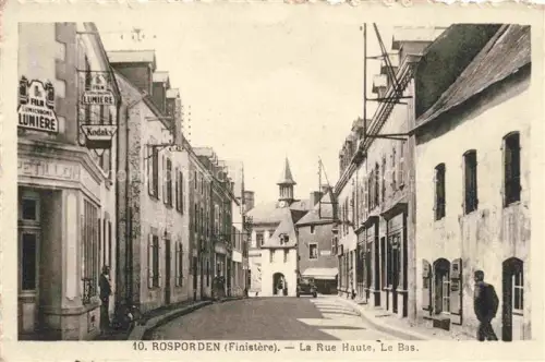 AK / Ansichtskarte Rosporden QUIMPER 29 Finistere Rue-Haute Stadttor Kirchturm Filmgeschaeft Lumière Kodak Strassenszene Buerger