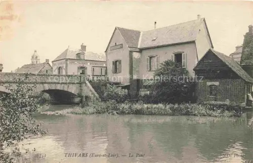 AK / Ansichtskarte Thivars CHARTRES 28 Eure-et-Loir Pont Bruecke Fluss Café-Tabac Gebaeude Ufer