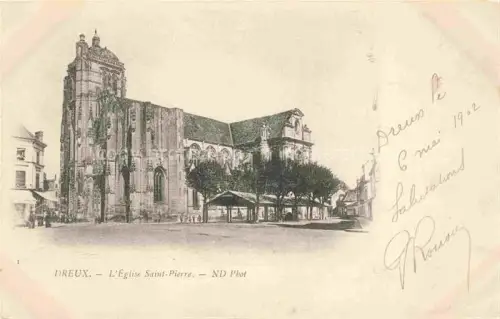 AK / Ansichtskarte DREUX 28 Eure-et-Loir Eglise-Saint-Pierre Kirche Platz Marktstand Baeume Turm