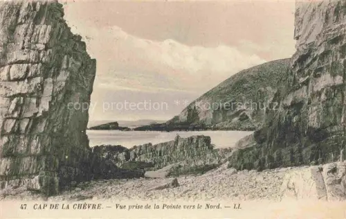 AK / Ansichtskarte Cap del la Chevre Crozon Chateaulin 29 Finistere Pointe-vers-le-Nord Felsen Meer Klippen Kueste Felsspalte