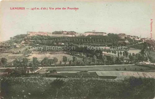 AK / Ansichtskarte LANGRES 52 Haute-Marne Fourches Stadtmauer Gebaeude Huegel Felder Baeume Wiesen Stadtansicht