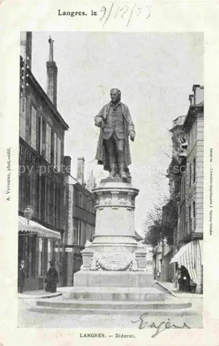 AK / Ansichtskarte LANGRES 52 Haute-Marne Diderot Bronzestatue Denkmal Platz Geschaefte Passanten Strasse