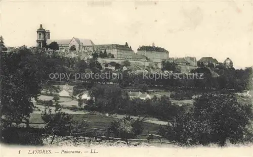 AK / Ansichtskarte LANGRES 52 Haute-Marne Kathedrale Stadtmauer Huegel Daecher Haeuser Baeume Kuppel Turm Gesamtblick