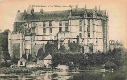 AK / Ansichtskarte CHATEUDUN  28 Eure-et-Loir Château Façade-Nord Nordseite Fluss Baeume Burganlage Tuerme Gebuesch