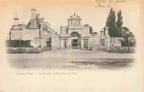 AK / Ansichtskarte Chateau d Anet 28 Château-d Anet Portail Toreinfahrt Torbogen Skulpturen Pappeln Fassade