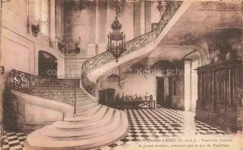 AK / Ansichtskarte Chateau d Anet 28 Château-d Anet Vestibule-d entrée Grand-escalier Treppe Hirschkoepfe Kronleuchter Schachbrettmuster-Boden