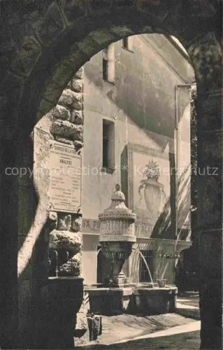AK / Ansichtskarte Vence-la-Jolie GRAssE 06 Alpes-Maritimes Sources-de-la-Foux Brunnen Bogen Torbogen Wandbild Steinbogen Wasserspiel