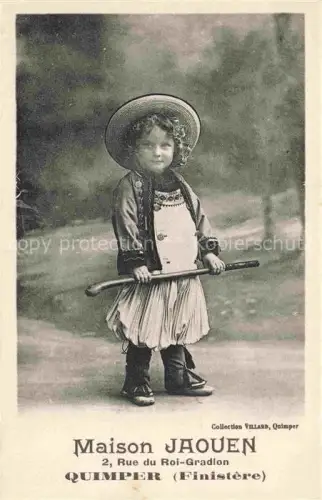 AK / Ansichtskarte QUIMPER 29 Finistere Maison-Jaouen Rue-du-Roi-Gradlon Kind Tracht Hut Schuerze Dentelles Broderies