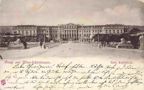 AK / Ansichtskarte Schoenbrunn  Schloss WIEN Schloss-Schoenbrunn Kaisl-Lustschloss Eingangstor Loewenskulpturen Laternenpfahl Prunkfassade