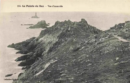 AK / Ansichtskarte Pointe du Raz 29 QUIMPER Finistere Klippen Leuchtturm Meer Felsen Kueste Halbinsel