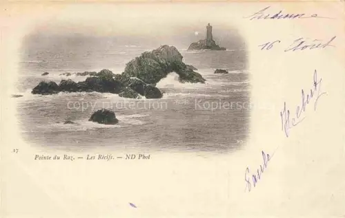 AK / Ansichtskarte Pointe du Raz 29 QUIMPER Finistere Récifs Leuchtturm Meer Felsen Wellen Riff