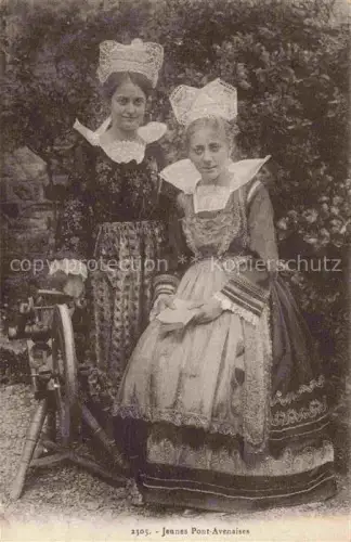 AK / Ansichtskarte Pont-Aven Quimper 29 Finistere Tracht Bretonische-Tracht Coiffe Spinnrad Frauen Bretagne