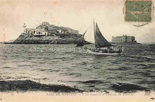 AK / Ansichtskarte MORLAIX 29 Finistere Île-Louet Château-du-Taureau Leuchtturm Segelboot Meer Rade Fels Fort