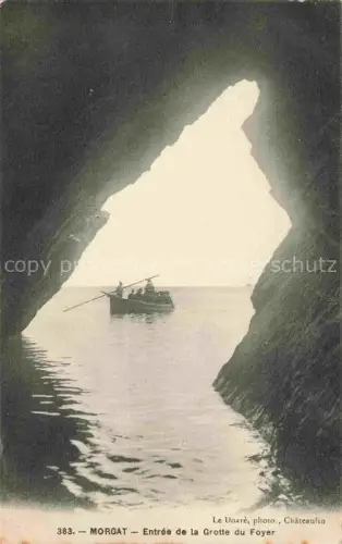 AK / Ansichtskarte Morgat Chateaulin 29 Finistere Grotte-du-Foyer Hoehle Meereshoehle Boot Ruderboot Personen Felsen Meer