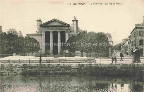 AK / Ansichtskarte QUIMPER 29 Finistere Tribunal Rue-du-Palais Palais-de-Justice Fluss Kanal Passanten Geschaefte