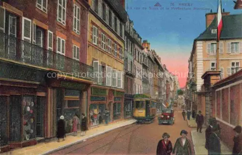 AK / Ansichtskarte BREST 29 Finistere Rue-de-Siam Préfecture-Maritime Strassenbahn Auto Geschaefte Passanten Strassenszene
