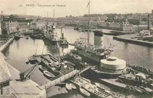 AK / Ansichtskarte BREST 29 Finistere Arsenal Kriegsschiffe Panzerschiff Hafen Kran Militaeranlage