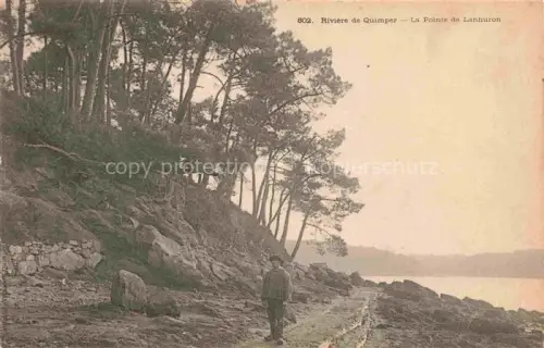 AK / Ansichtskarte QUIMPER 29 Finistere Rivière-de-Quimper Pointe-de-Lanhuron Felsen Kiefer Fluss Mann Ufer