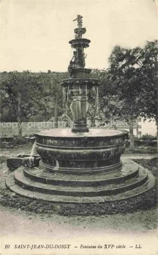 AK / Ansichtskarte Saint-Jean-du-Doigt Morlaix 29 Finistere Fontaine Renaissance Brunnen Skulptur Park Steinbecken