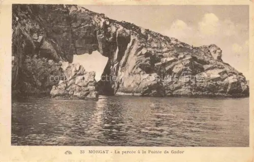 AK / Ansichtskarte Morgat Chateaulin 29 Finistere Percée Pointe-de-Gador Felsen Meer Felsbogen Kueste