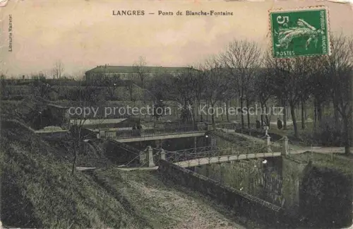 AK / Ansichtskarte LANGRES 52 Haute-Marne Ponts-de-Blanche-Fontaine Bruecken Wassergraben Kanal Baeume Festungswall Rue-Daguerre