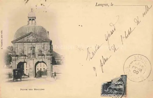 AK / Ansichtskarte LANGRES 52 Haute-Marne Porte-des-Moulins Stadttor Kutsche Torbogen Stadtmauer Passanten