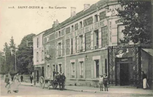 AK / Ansichtskarte SAINT-DIZIER 52 Haute-Marne Rue-Lamartine Hôtel-Café-de-la-Gare Bière-Fort-Carré Pferdewagen Geschaefte Strassenszene
