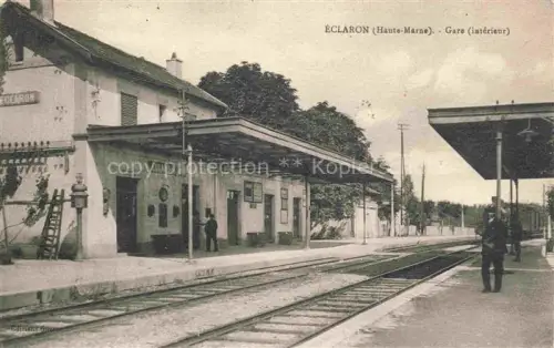 AK / Ansichtskarte Eclaron-Braucourt-Sainte-Liviere 52 Haute-Marne Gare Bahnhof Bahnsteig Gleise Bahnhofsgebaeude Eisenbahn
