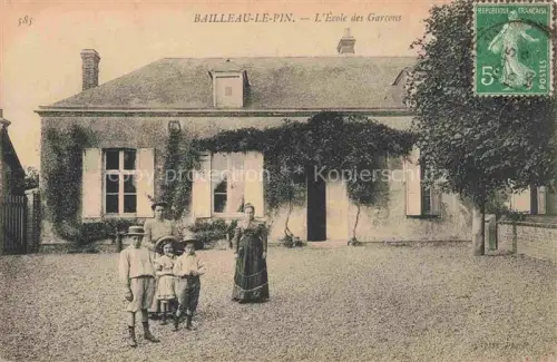 AK / Ansichtskarte Bailleau-le-Pin Chartres 28 Eure-et-Loir École-des-Garçons Schule Kinder Lehrerin Gebaeude