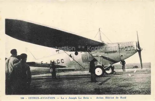 AK / Ansichtskarte ISTRES 13 Bouches du Rhone Istres-Aviation Joseph-Le-Brix Avion-Blériot-de-Raid Flugzeug Flugplatz Maenner