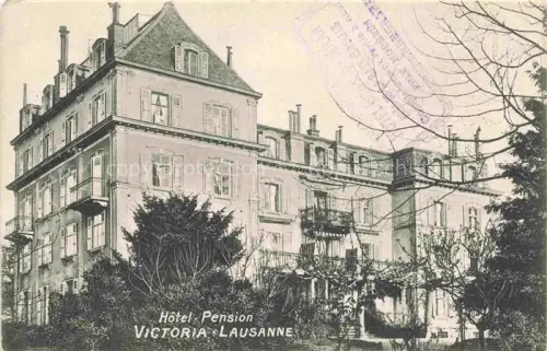 AK / Ansichtskarte LAUSANNE VD Hotel-Pension-Victoria Gebaeude Park Baeume Balkon Fassade