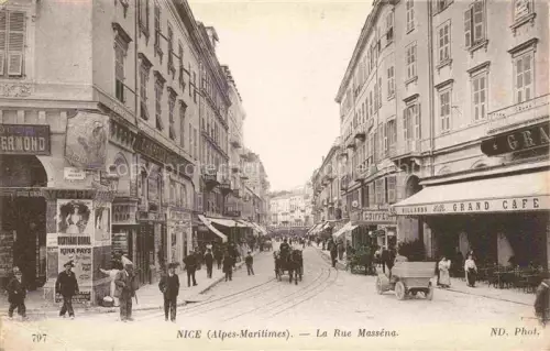 AK / Ansichtskarte NICE   Nizza 06 Alpes-Maritimes Rue-Masséna Strassenszene Grand-Café Passanten Pferdewagen Geschaefte Tramgleise